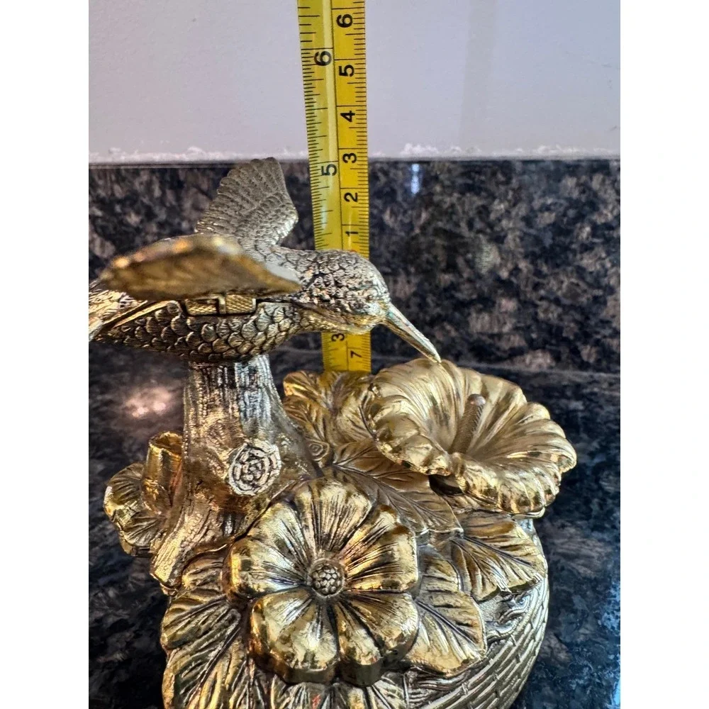 Westland Gold Hummingbird Flower Music‎ Box Vintage Nocturne Japan Basket Base